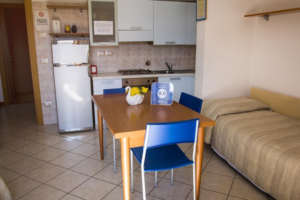 Hotel Ristorante Cigno - Camere And Aparthotel Латизана Екстериор снимка